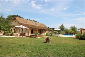 propriete à la vente -   71700  TOURNUS, surface 283 m2 vente propriete - UBI483274553